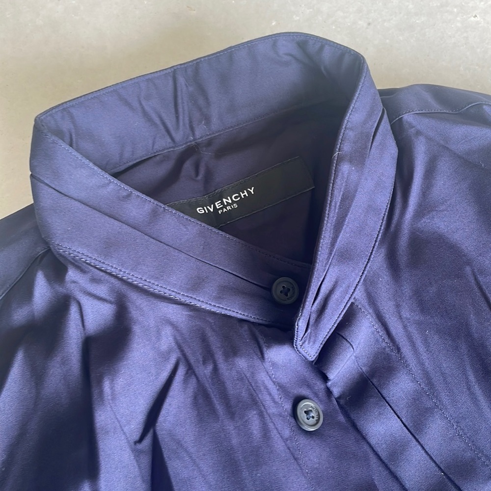 Givenchy Mens 15.5 Shirt Blue with Beautiful button covering